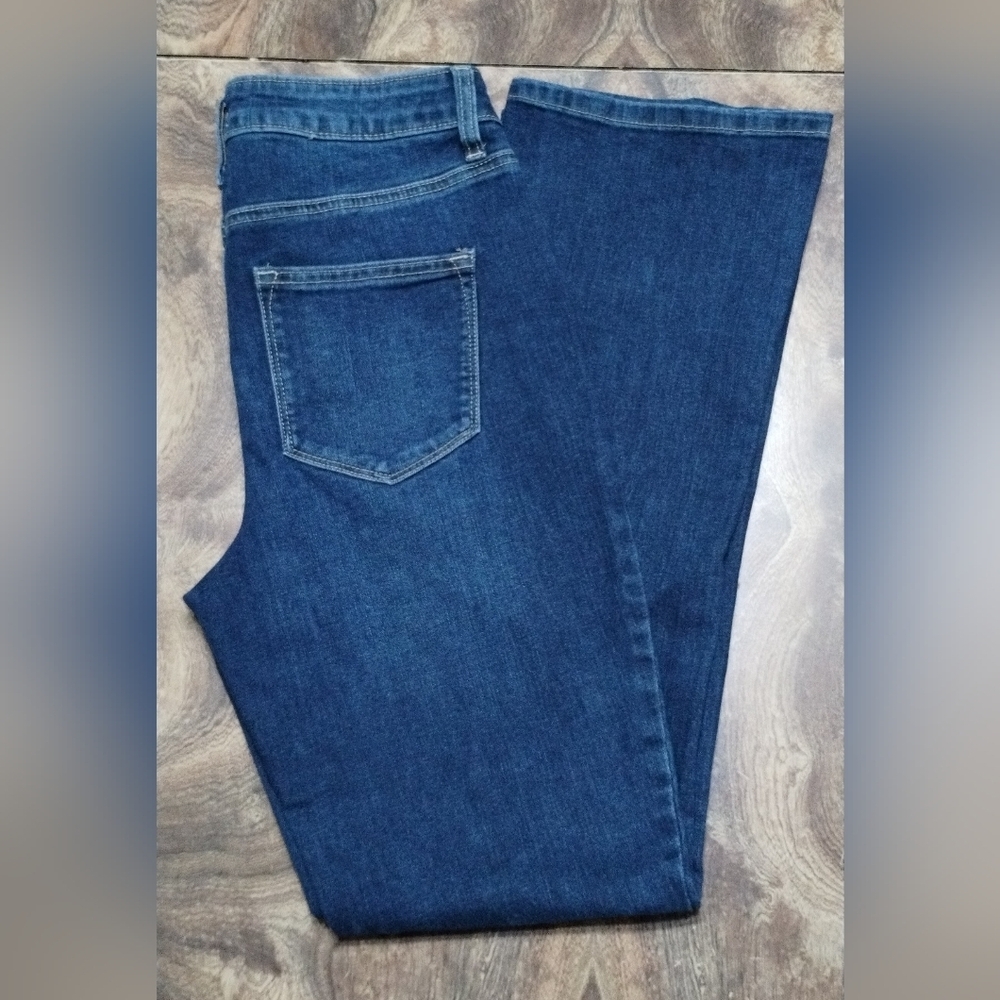 Sonoma Women's Dark Blue Jeans (6)